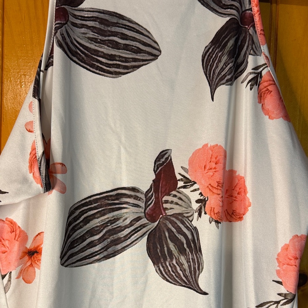 ChicMe Floral Print Tank Top - White and Coral - Picture 3 of 4